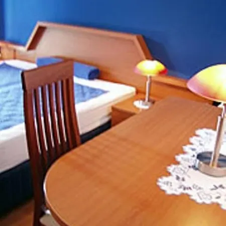 ベッド・アンド・ブレックファスト Rosa