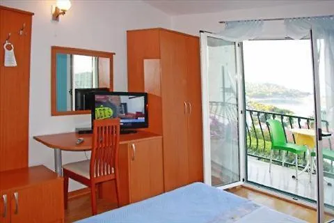 Rosa Bed & Breakfast 3*