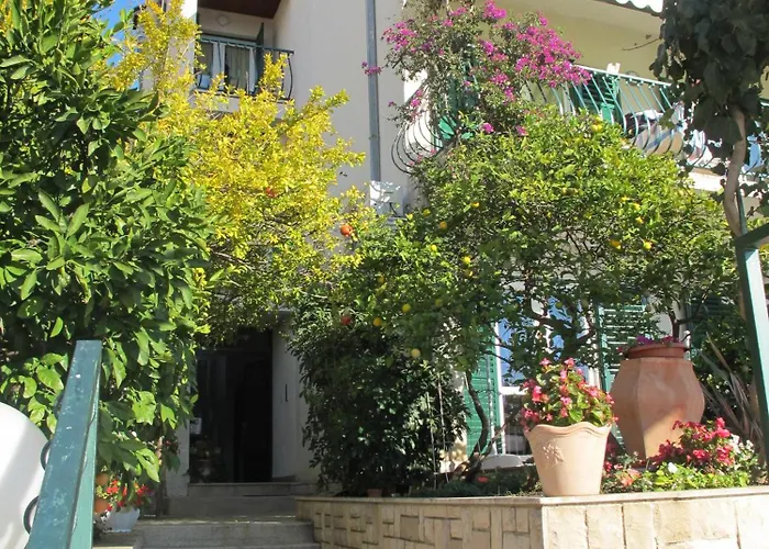 住宿加早餐酒店 粉红别墅酒店 3*